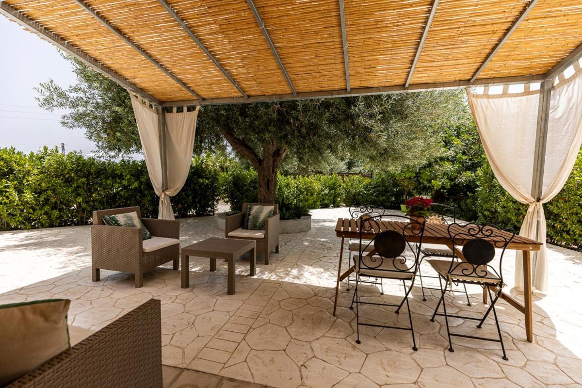 La Casa Dei Limoni Con Piscina Noto Apartamento Exterior foto